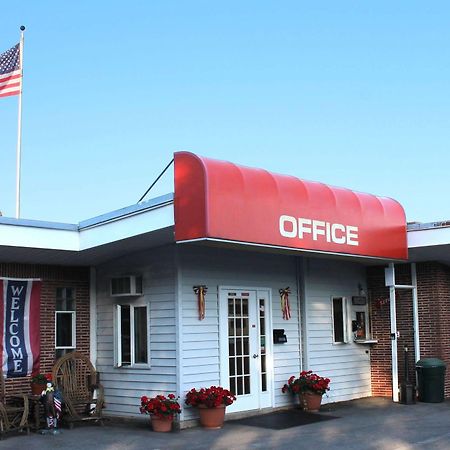 Budget Host Crestview Inn Sault Ste. Marie Eksteriør billede