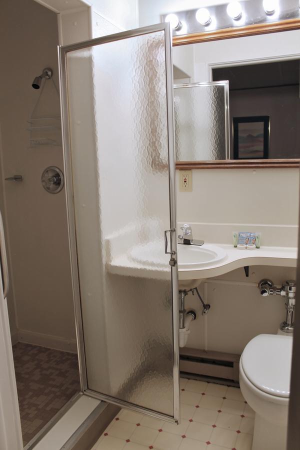 Budget Host Crestview Inn Sault Ste. Marie Eksteriør billede