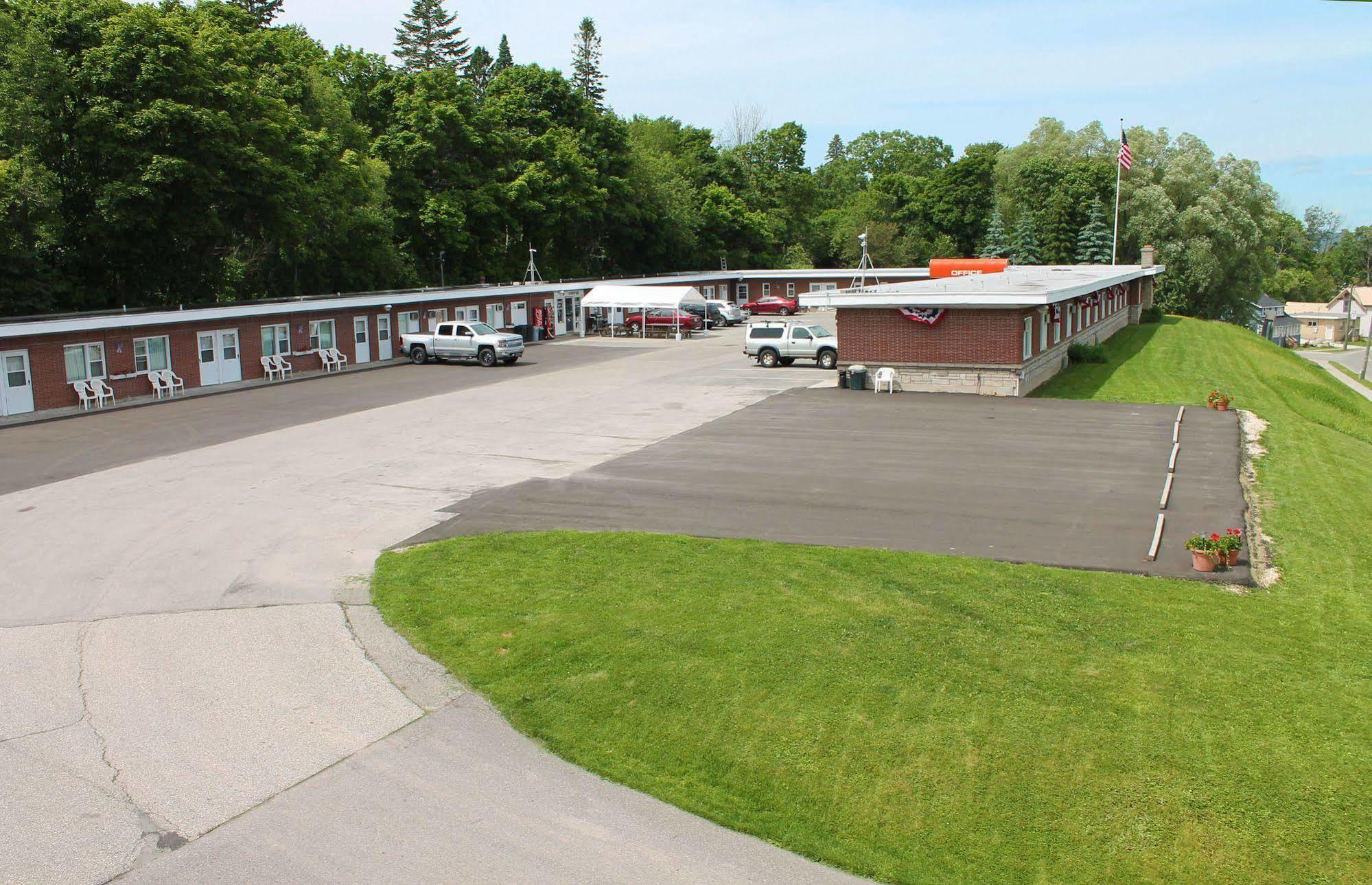 Budget Host Crestview Inn Sault Ste. Marie Eksteriør billede
