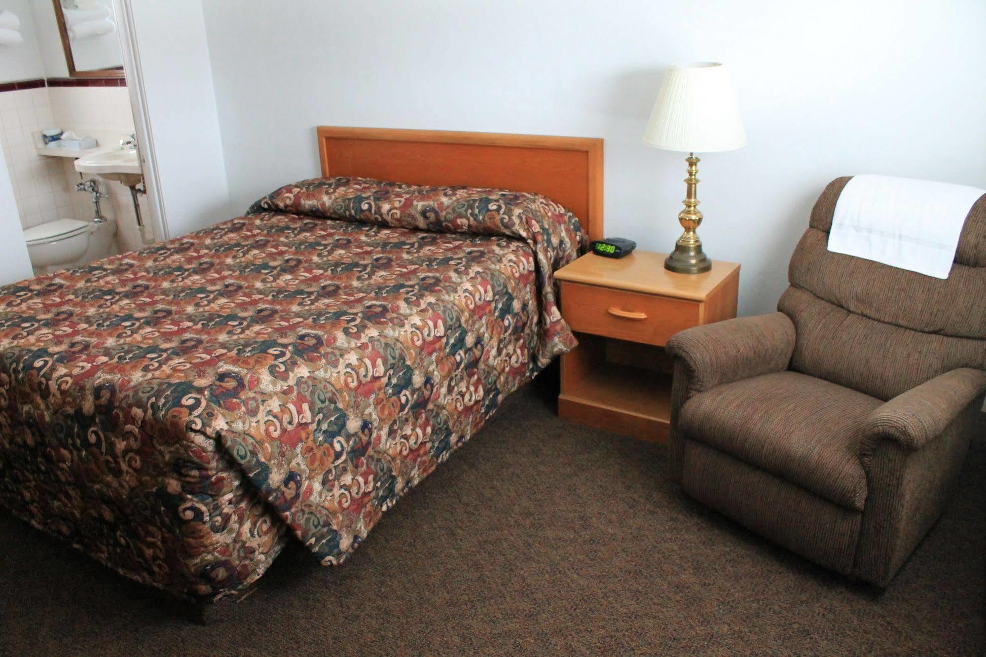 Budget Host Crestview Inn Sault Ste. Marie Eksteriør billede